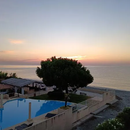 T2 Bord De - Maria Santa-Lucia-di-Moriani